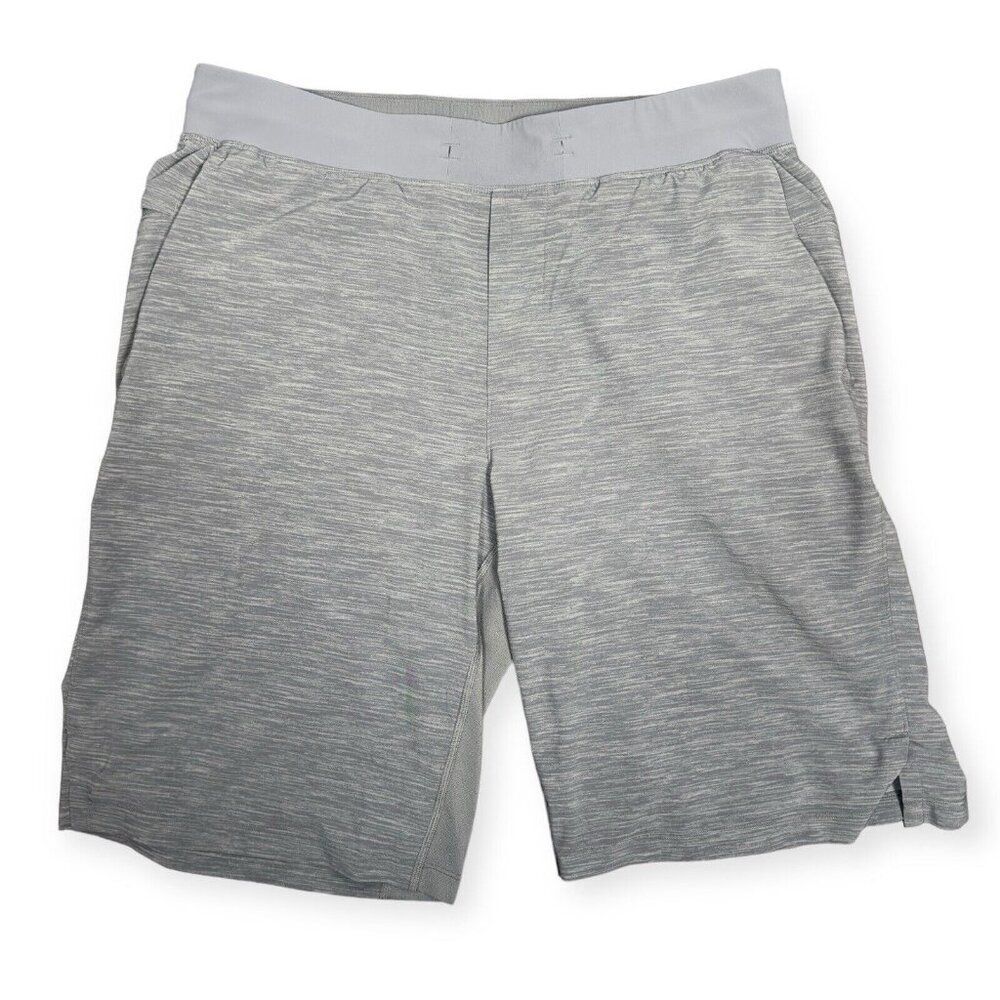 Lululemon Men's Large‎ Grey Unlined Athletic Training Shorts 10.5” Inseam